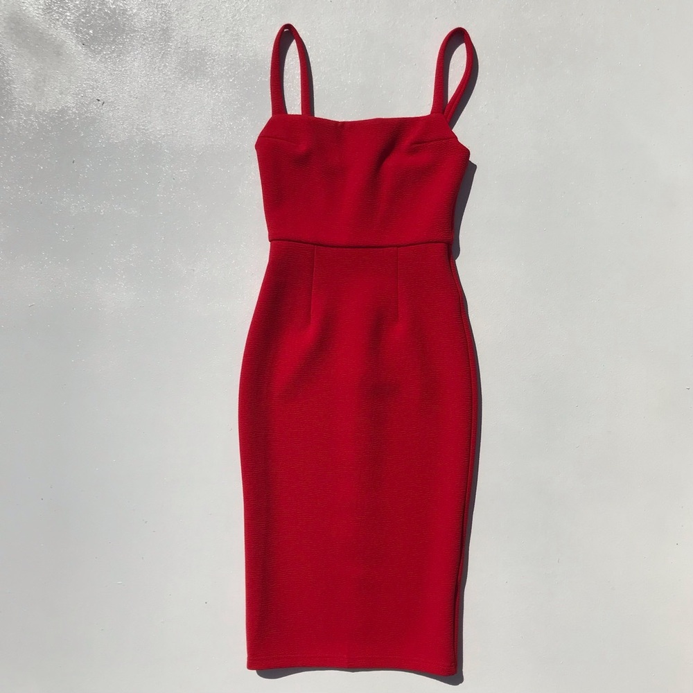 Hello Molly Red Midi Dress
